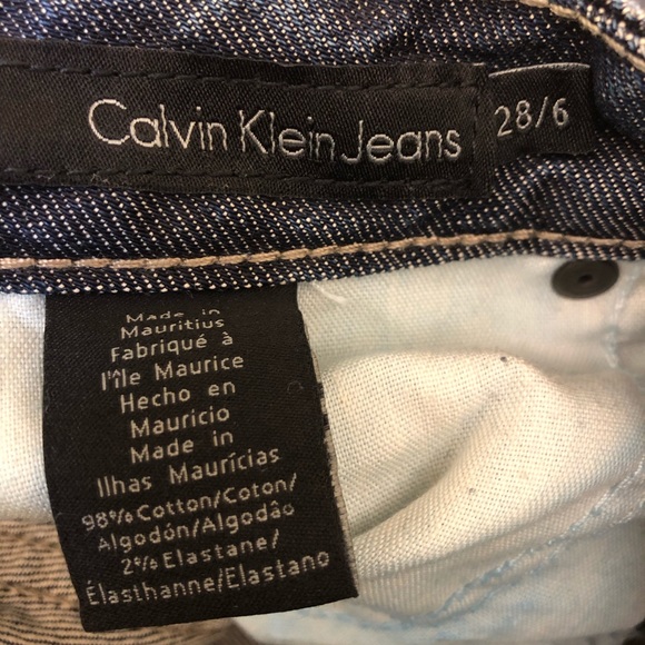 Calvin Klein Factory distressed boyfriend jeans - Picture 7 of 7